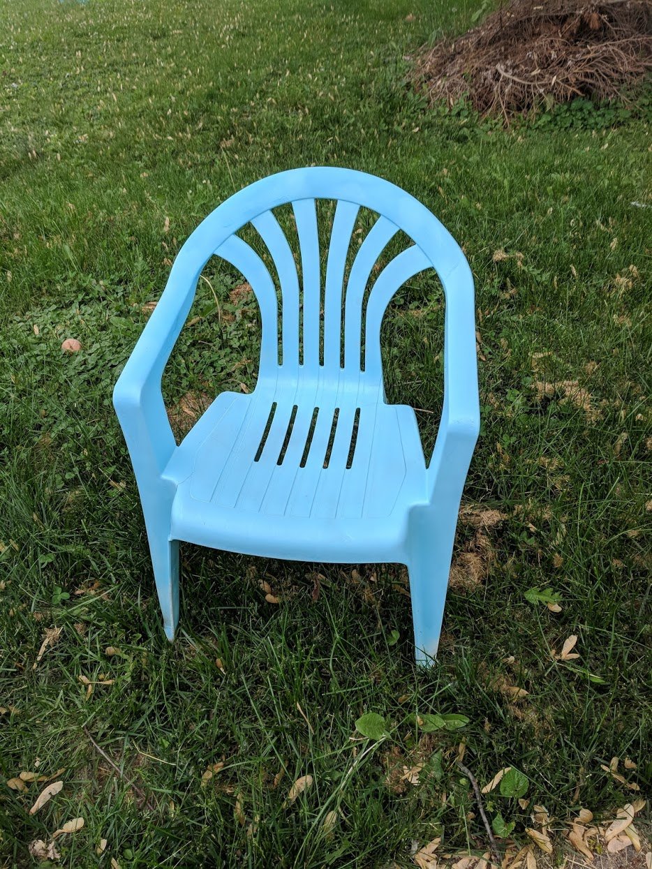 How to Make Plastic Chairs Pretty Mama and More