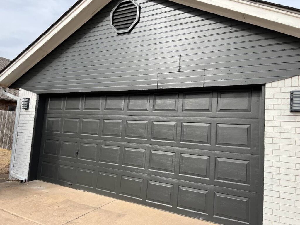 Can You Paint Vinyl Siding Darker? (The Actual Answer) Mama and More