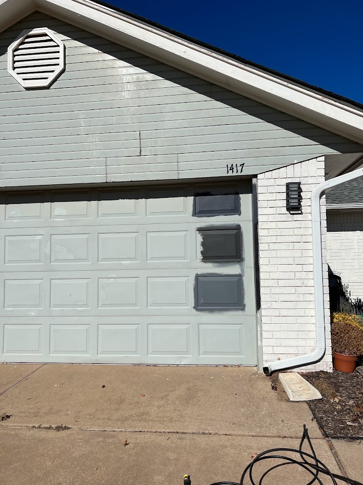 Can You Paint Vinyl Siding Darker? (The Actual Answer) Mama and More